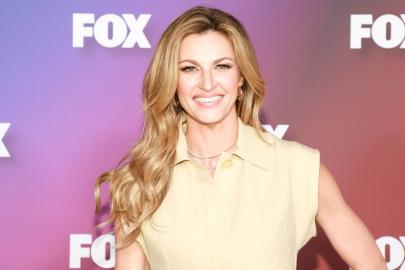 Erin Andrews Swears By This Game-Changing Collagen Powder 