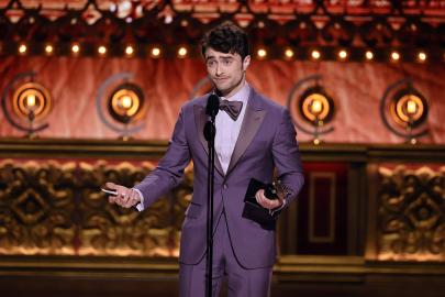 Daniel Radcliffe Says Erin Darke, Son Are 'The Best Thing' in Tonys Speech