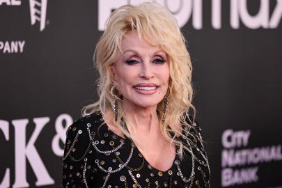 Dolly Parton Announces Broadway Musical Based on Her Life