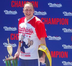 Joey Chestnut to Battle Takeru Kobayashi After Nathan’s Hot Dog Ban