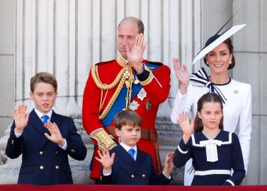 Prince William Poses With All 3 Kids at the Beach in Father's Day Photo