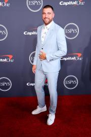 Travis Kelce Rates His Life as '100' on a Scale of 1 to 10