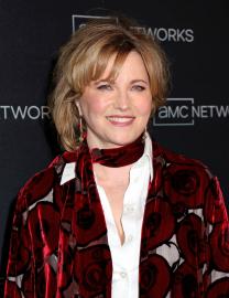 Xena: Warrior Princess’ Lucy Lawless Talk Directorial Debut, Career ‘Twist’