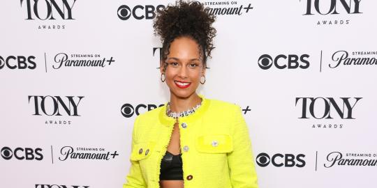 I Have the Same Jumpsuit Alicia Keys Wore to See Taylor Swift