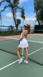 I'm a Fashion Writer — These Are 9 Athletic Essentials in My Workout Wardrobe