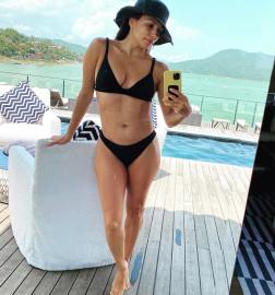 ~Desperate~ For Eva Longoria’s Bikini Photos! Her Best Swimsuit Moments