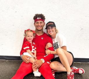 Patrick and Brittany Mahomes’ Daughter Wears Team USA Leotard to Gymnastics