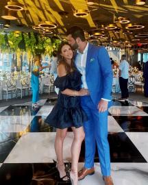 ‘The Bachelorette’ Star Andi Dorfman Reveals Baby No. 1’s Gender