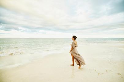 17 Coastal-Chic Fashion Pieces That Say 'Bonfire at the Beach'