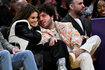 Selena Gomez Covers Ring Finger Amid Benny Blanco Engagement Rumors