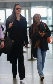 Brad Pitt, Angelina Jolie's Daughter Zahara Dances With Sorority Sisters