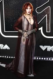 Chappell Roan Goes Medieval at the 2024 MTV VMAs 