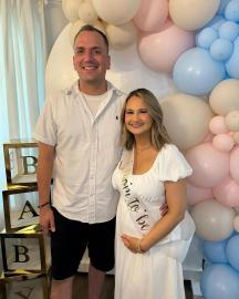 Pregnant Gypsy Rose Blanchard and BF Ken Urker Have Kayaking Outing