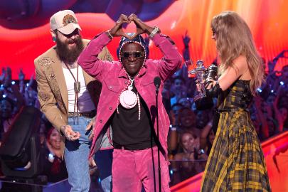 Flavor Flav Apologizes for Being on VMAs Stage 'Too Long' With Taylor Swift