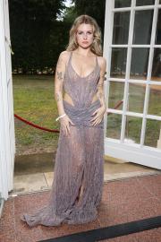 Kate Moss' Sister Almost Died From Ozempic Overdose: 'Not Worth It'