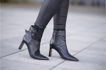10 Chic Fall Boot Deals To Shop at DSW 