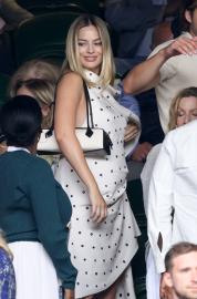 Pregnant Margot Robbie ‘Finishing the Nursery’ Ahead of Baby’s Arrival