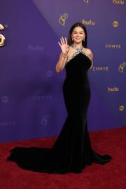 Selena Gomez ‘Refuses to Give Up’ on Being a Mom Despite Medical Issues