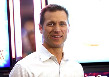 Former Bachelor Jake Pavelka Met Girlfriend on Bumble, Hints She's The One