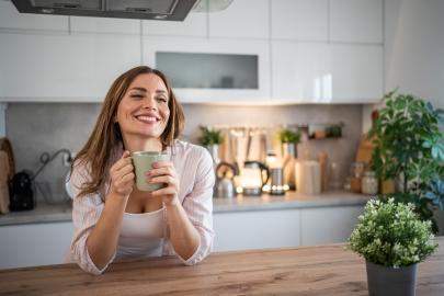 Make Better-Than-Starbucks Lattes at Home With This Guilt-Free Syrup