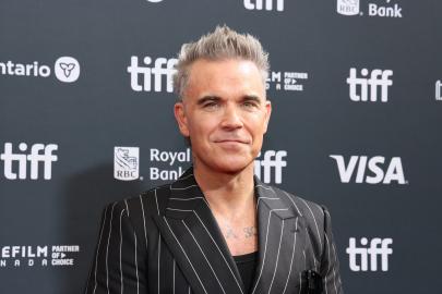 One Direction Mentor Robbie Williams Shares His Emails With Liam Payne
