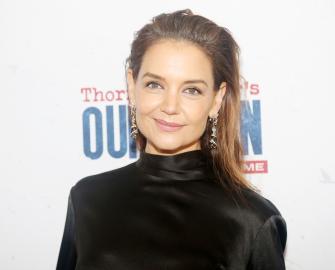 Recreate Katie Holmes' Cozy Knit Sweater for Just $33