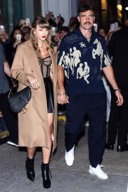 Fans Realize How Taylor Swift and Travis Kelce’s Date Outfits Coordinate