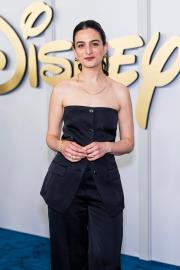 Jenny Slate Opens Up About ‘Purple-Dark Hole’ Emotions After Giving Birth