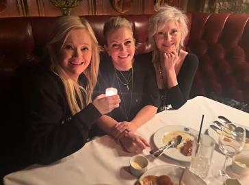 Melissa Joan Hart Has Scottish Reunion With Her 'Sabrina' Aunts