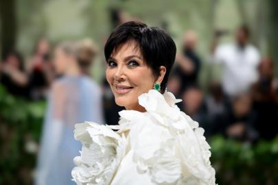 Friends Fear Kris Jenner Will 'Ruin Her Looks' With Cosmetic Surgery