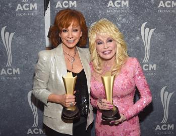 Reba McEntire Has Never Met Friend Dolly Parton's Husband Carl Thomas Dean