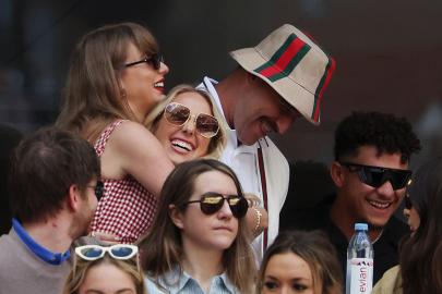 Taylor Swift Drinks From '87' Cup in Photo With Pregnant Brittany Mahomes