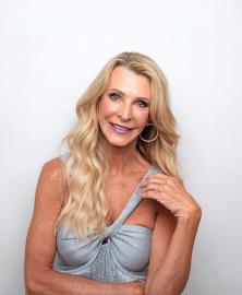 5 Hot Stories: Golden Bachelorette Joan Tells All, 'OTH' Feud Update
