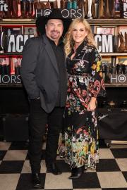 Country Stars’ Cheating Scandals: Garth Brooks, Jason Aldean, More