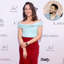 Jennifer Garner and Boyfriend John Miller Hold Hands in Rare Photos