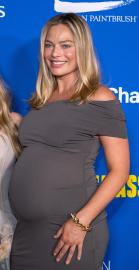 Margot Robbie ‘Aware’ of Comments About Changing Body Amid Pregnancy