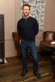 Glen Powell Promises Film Cameo to Lookalike Contest Winner’s Family Member