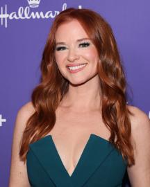 Sarah Drew on Trolls Who Called Her Ugly: 'I Got Addicted’