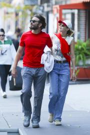 Bradley Cooper and Gigi Hadid Fly Under the Radar at BottleRock Festival