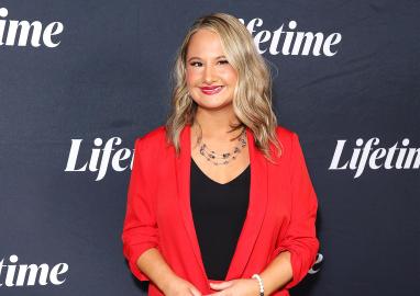 Gypsy Rose Blanchard and Ken Urker Reveal Daughter's Name