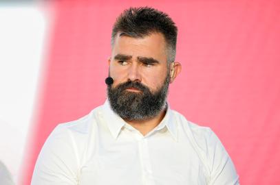 Jason Kelce Regrets 'Saying That Word' Back to Heckler: 'Got Under My Skin'
