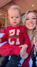 Pregnant Brittany Mahomes Shows off Her Bouncy Curls at Chiefs Game