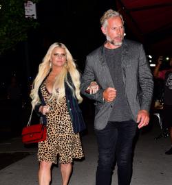 Jessica Simpson and Eric Johnson ‘Have a Ton of Unresolved Issues’