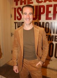 James Van Der Beek ‘Plans to Beat’ Cancer After Sharing Diagnosis