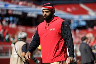 49ers' Trent Williams Loses Son After Other Twin Died During Pregnancy