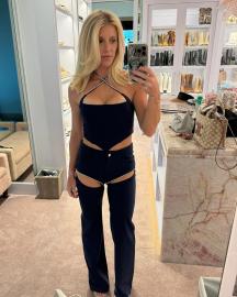 Kelly Stafford Got High and Lost Her Elf on the Shelf: ‘This F---ing Elf'