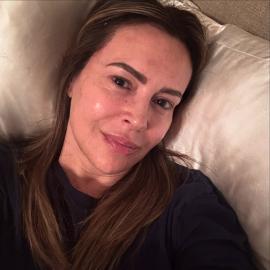 Alyssa Milano Shares a Makeup Free Selfie to Celebrate 52