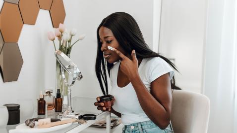 14 Best Makeup Primers for Mature or Dry Skin
