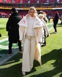 Pregnant Brittany Mahomes' Game Day Coat Adorably Honors Her 3 Kids