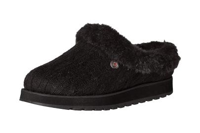 These Amazon Bestselling Skechers Slippers Are 22% Off Now